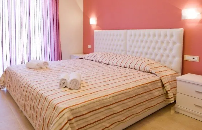 Bed and breakfast Aenaon 4*