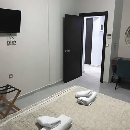 فندق مبيت وإفطار Aenaon نافبليو