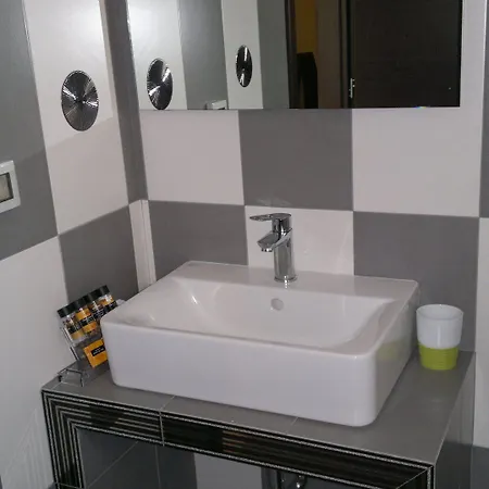 فندق مبيت وإفطار Aenaon 3*