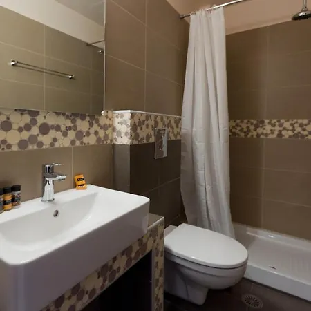 فندق مبيت وإفطار Aenaon 3*