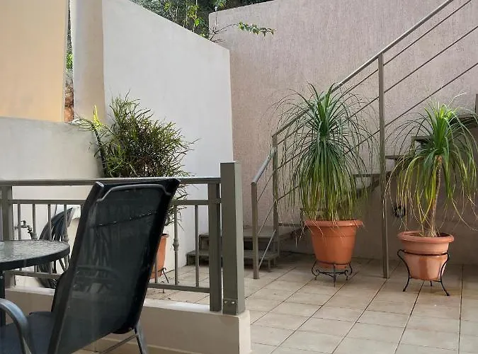 Aenaon Couette-café